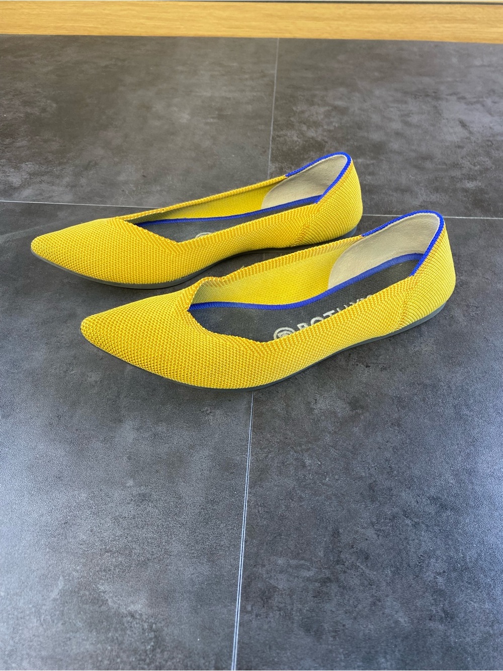 Rothy's Yellow Pointed Knit Ballet Flats Size 6